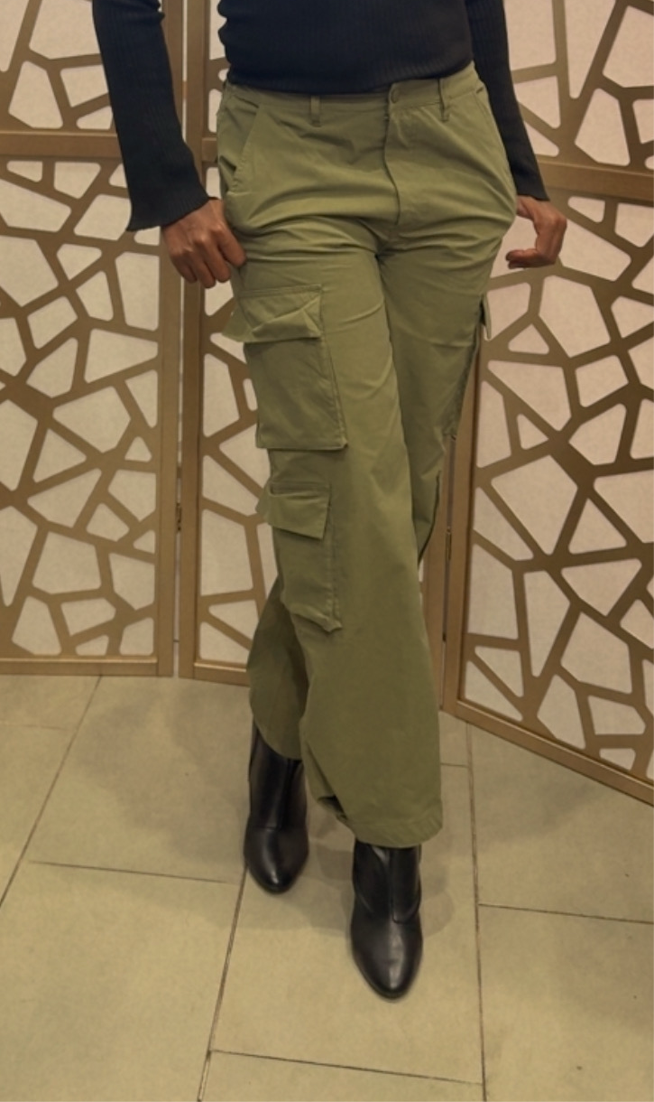 Green cargo pants