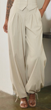 STRETCHY WOVEN PIN-TUCK WIDE LEGGED PANTS
