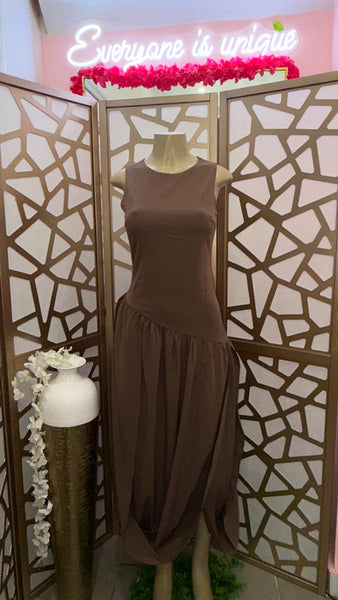 DEBORAH SLEEVELESS BUBBLE HEM SLIT FRONT MAXI DRESS