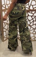 Camouflage pants/shorts